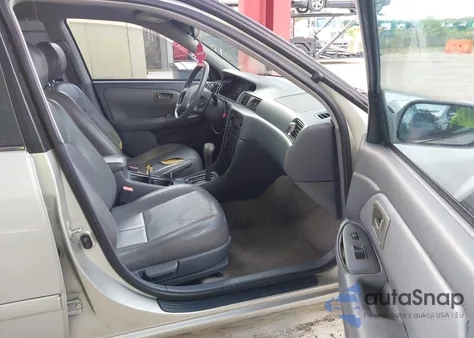 2000 Toyota Camry Ce from USA, damaged, VIN 4T1BG22K1YU638286